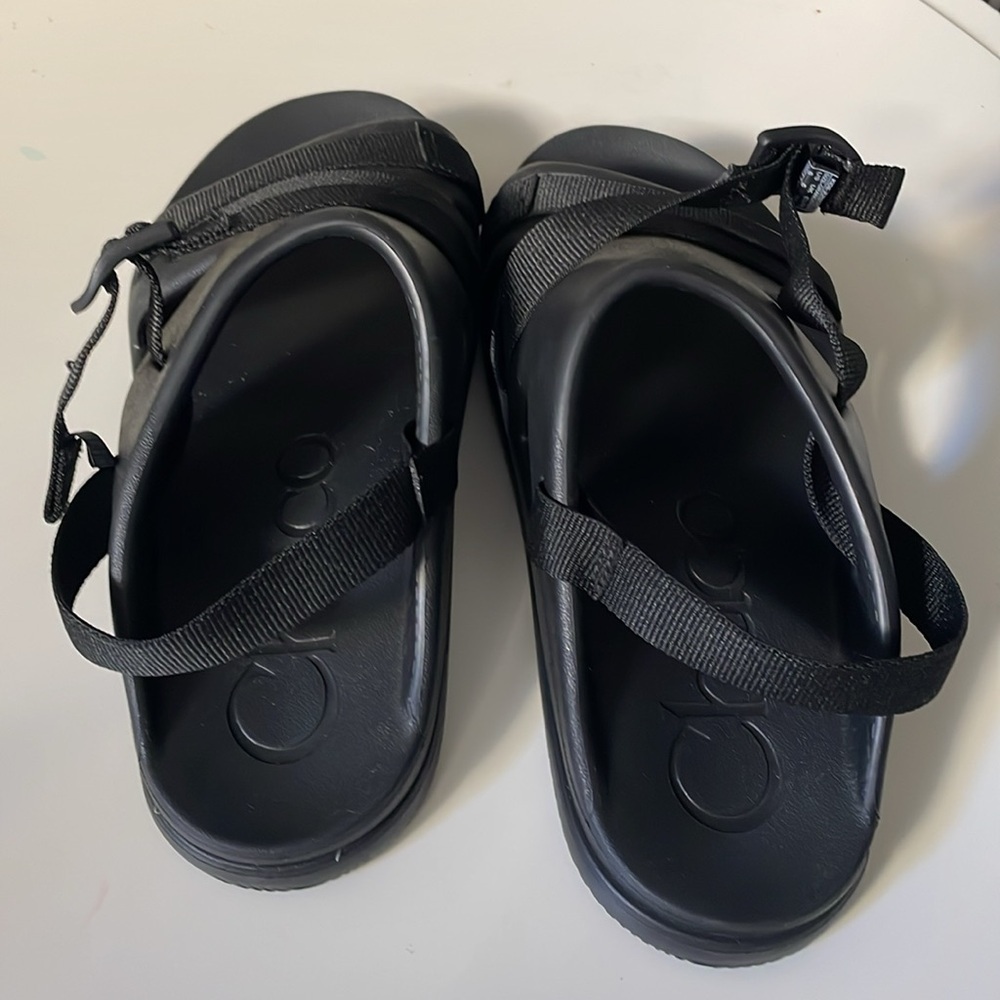 Chaco, NWOT, size 6-6.5 women, 37 euro, comfort supportive sandals, black - Picture 2 of 7